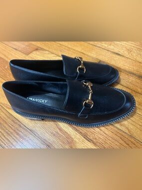 Lisa Vicky Zany-V Size 7.5 Black sheep Napa Slip On Shoes With Gold Accent